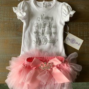 “Mommy wIll you marry my daddy” infant outfit